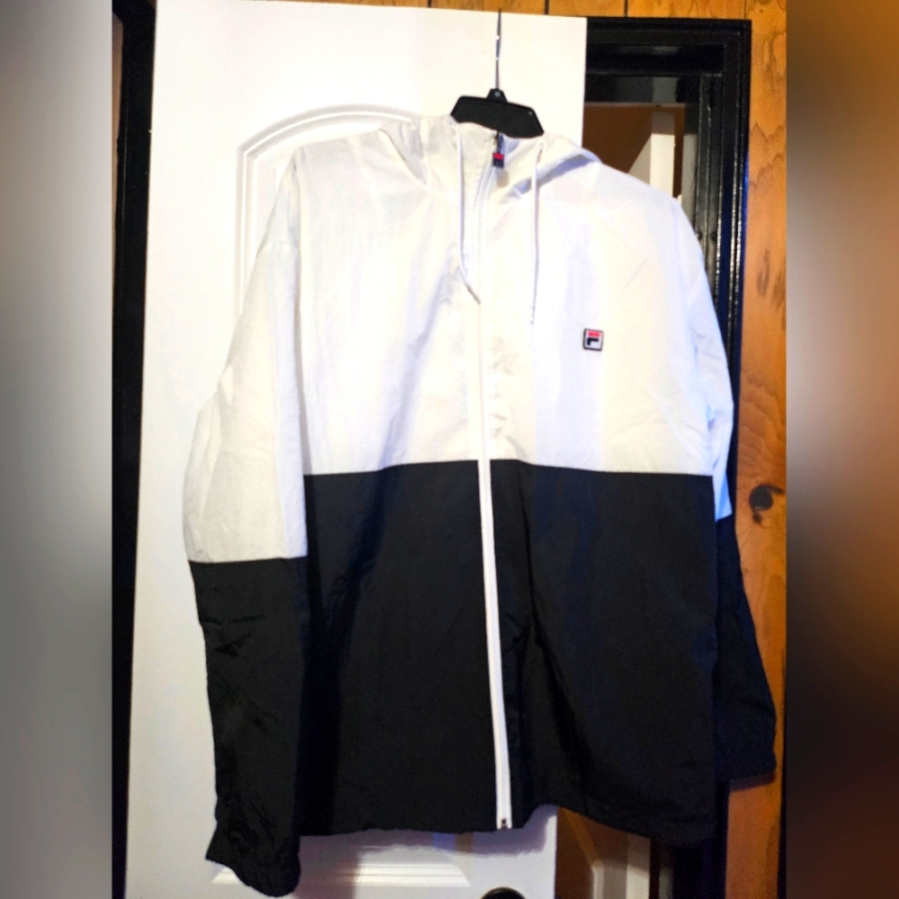 Fila Full Zip Men's Windbreaker Jacket in Black & White